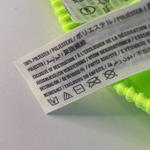 Hollister Ribbed Neon Yellow/Green Bikini Top Size - Small NWT - Picture 8 of 8